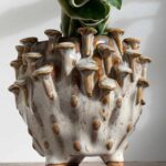 Brown 'toadstool' Planter for up to 7.5cm pots
