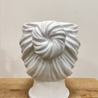queen head planter