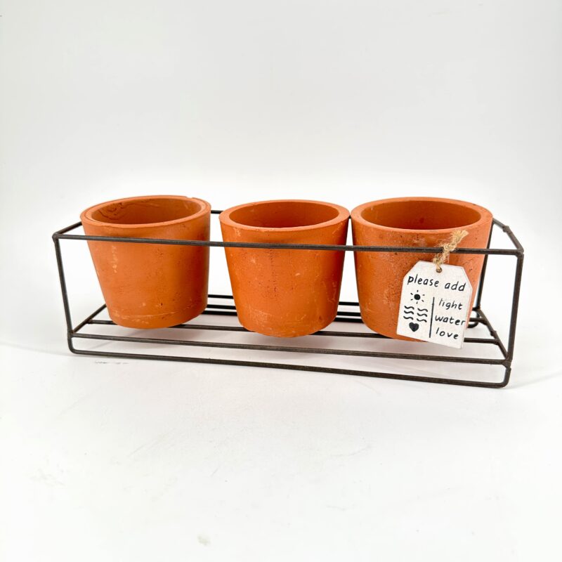 Rustic Terracotta Planters Metal in Frame erracotta plant pots in rustic metal frame, 2 or 3 pot set